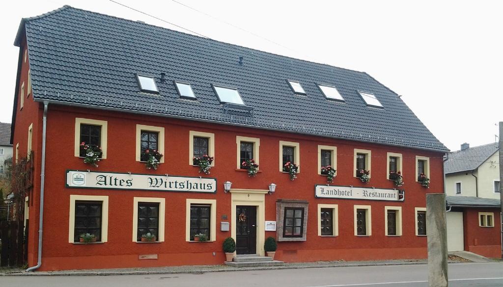 Altes Wirtshaus Foerdergersdorf Bed & Breakfast タラント エクステリア 写真