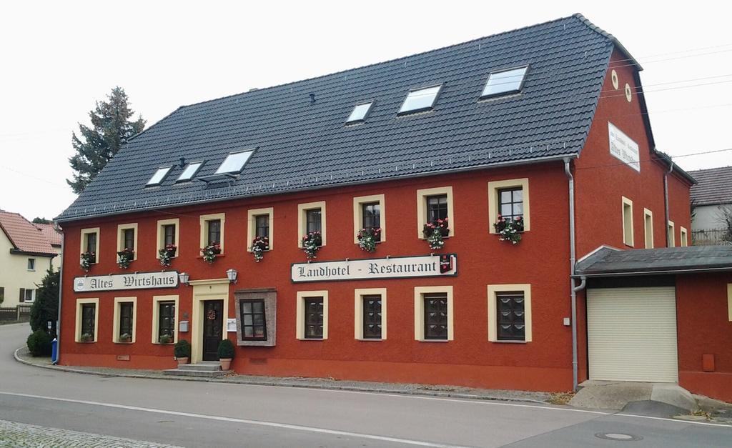 Altes Wirtshaus Foerdergersdorf Bed & Breakfast タラント エクステリア 写真