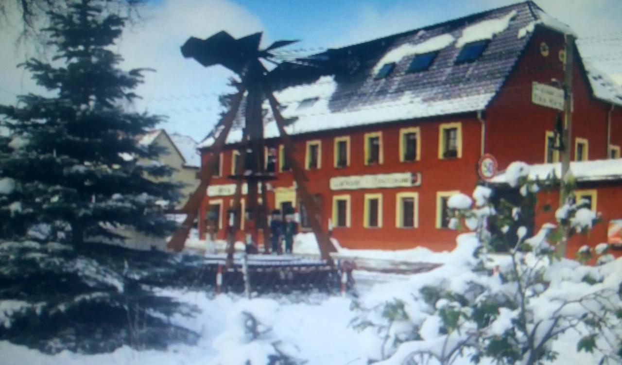 Altes Wirtshaus Foerdergersdorf Bed & Breakfast タラント エクステリア 写真