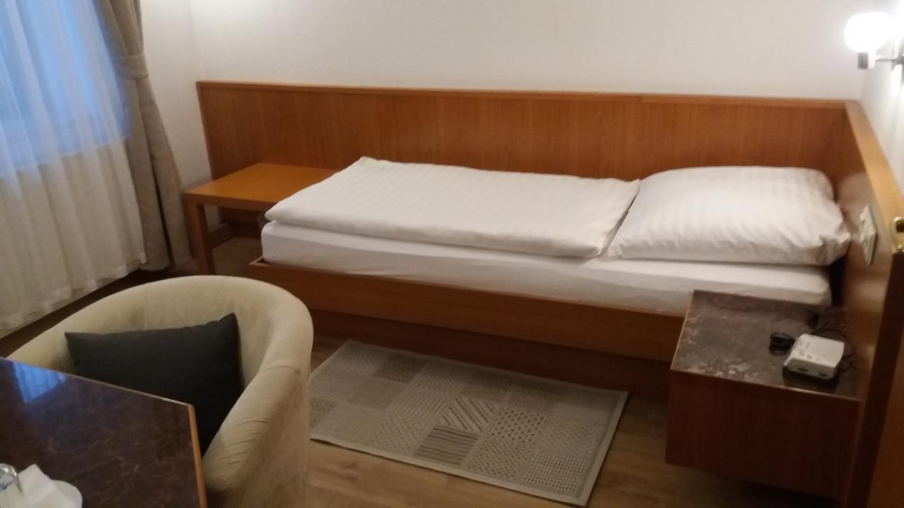 Altes Wirtshaus Foerdergersdorf Bed & Breakfast タラント エクステリア 写真