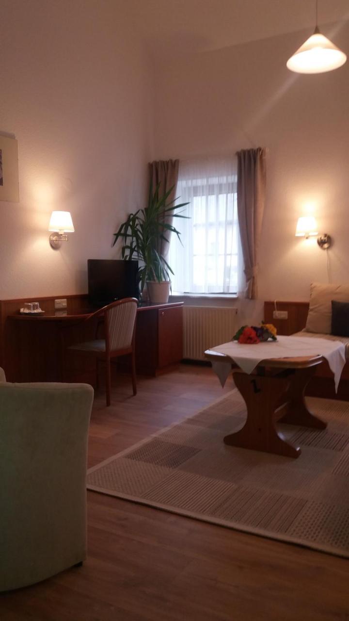 Altes Wirtshaus Foerdergersdorf Bed & Breakfast タラント エクステリア 写真